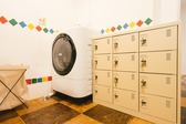 長期滞在に嬉しい、洗濯乾燥機・鍵付きロッカーが使用可能です