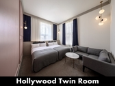 SUPERIOR HOLLYWOOD TWIN