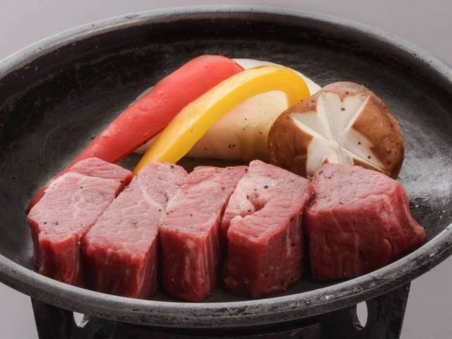 【米沢牛フィレステーキ】希少部位を贅沢にお一人様100ｇ！究極の柔らかさと上品な赤身ならこちら！