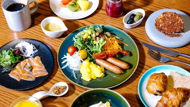 朝食