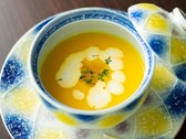【鉄板焼】コース料理一例。旬の食材を厳選し、一品一品心を込めてご提供します。