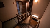 お部屋まで優しく照らす灯りに連れられて