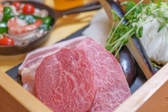 【オードブル＆淡路和牛BBQセット】サシがまんべんなく網目状に入った霜降り牛肉の美味を、どうぞご堪能