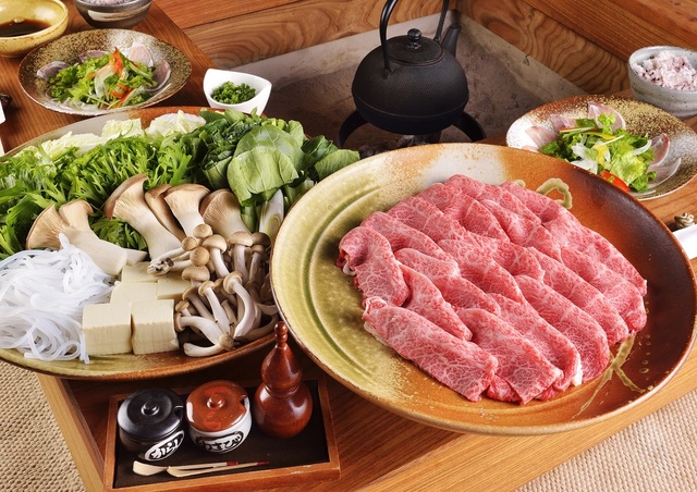 お食事