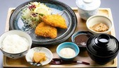 定番定食メニューの「アジフライ定食」です。お気軽定食プランでご選択いただけます。