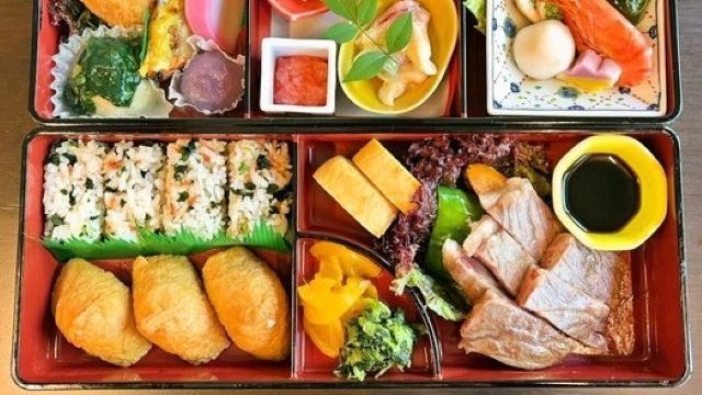 夕食（お弁当プラン）※写真は一例です。